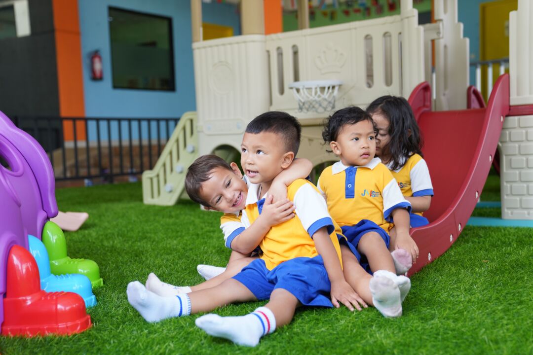 membantu anak sukses di sekolah